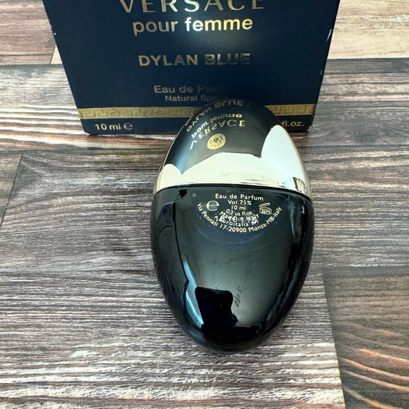 Versace Pour Femme Dylan Blue Eau de Parfum for Women - Picture 6 of 6